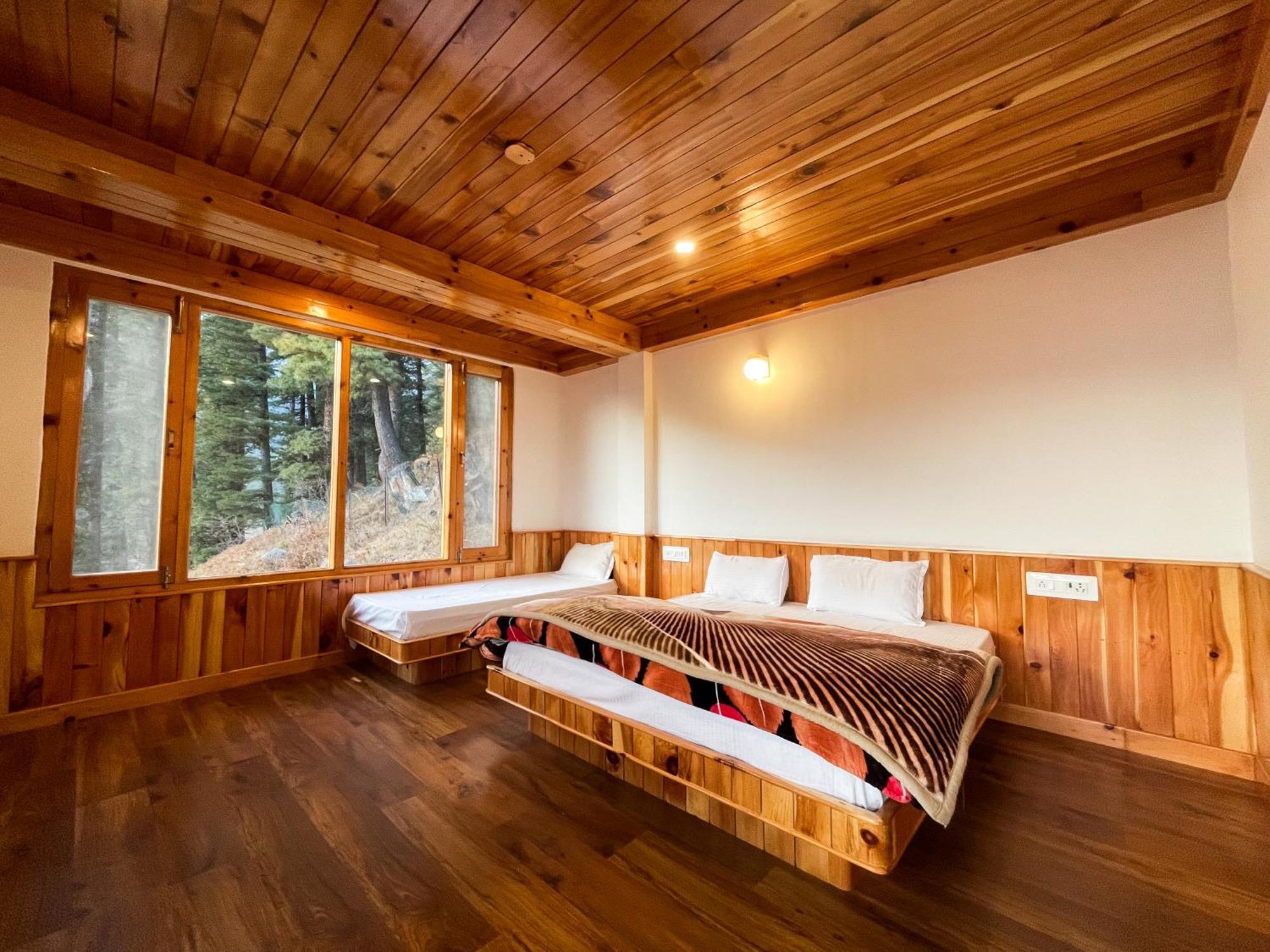 Hotel Singing Woods Kutla Kulu Exteriér fotografie